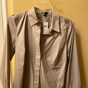 Ann Taylor work blouse size 6 nwt